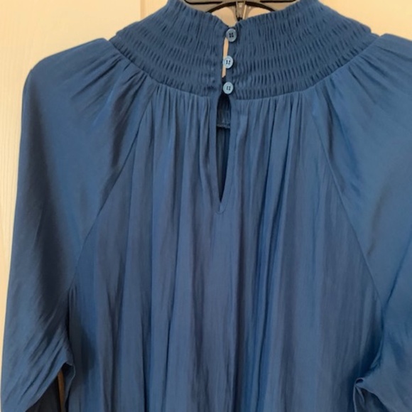 Silky Teal Dressy Long-sleeved Turtleneck/Blouse by Chico's - Picture 6 of 8